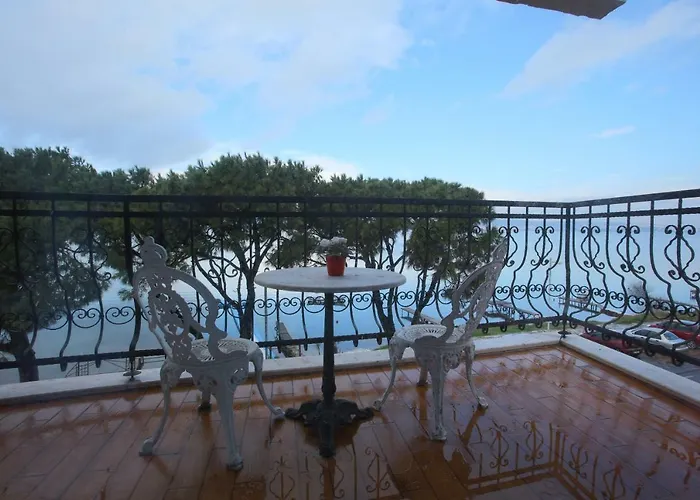 Etap Altinel Cam Ayvalı